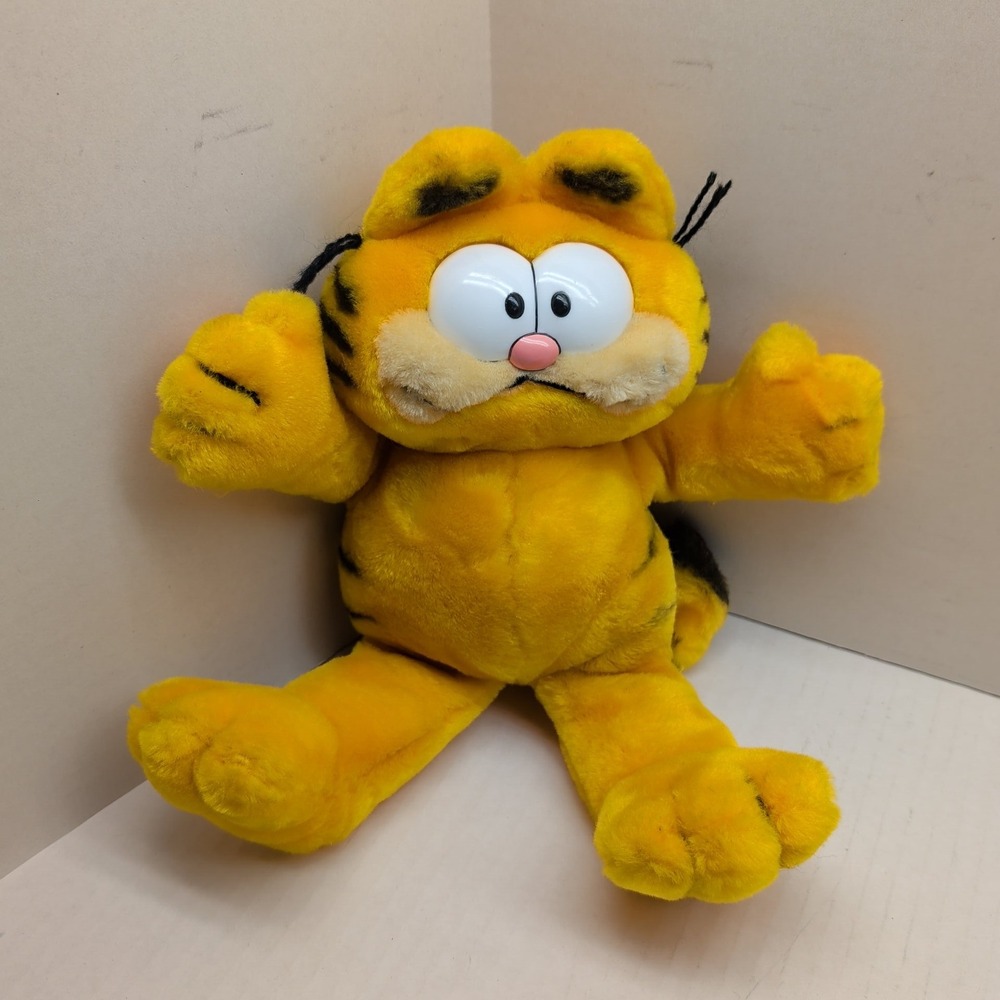 Vintage Garfield Plush Dakin 1978 1981 Orange Cat Stuffed Animal 12 Inch Toy